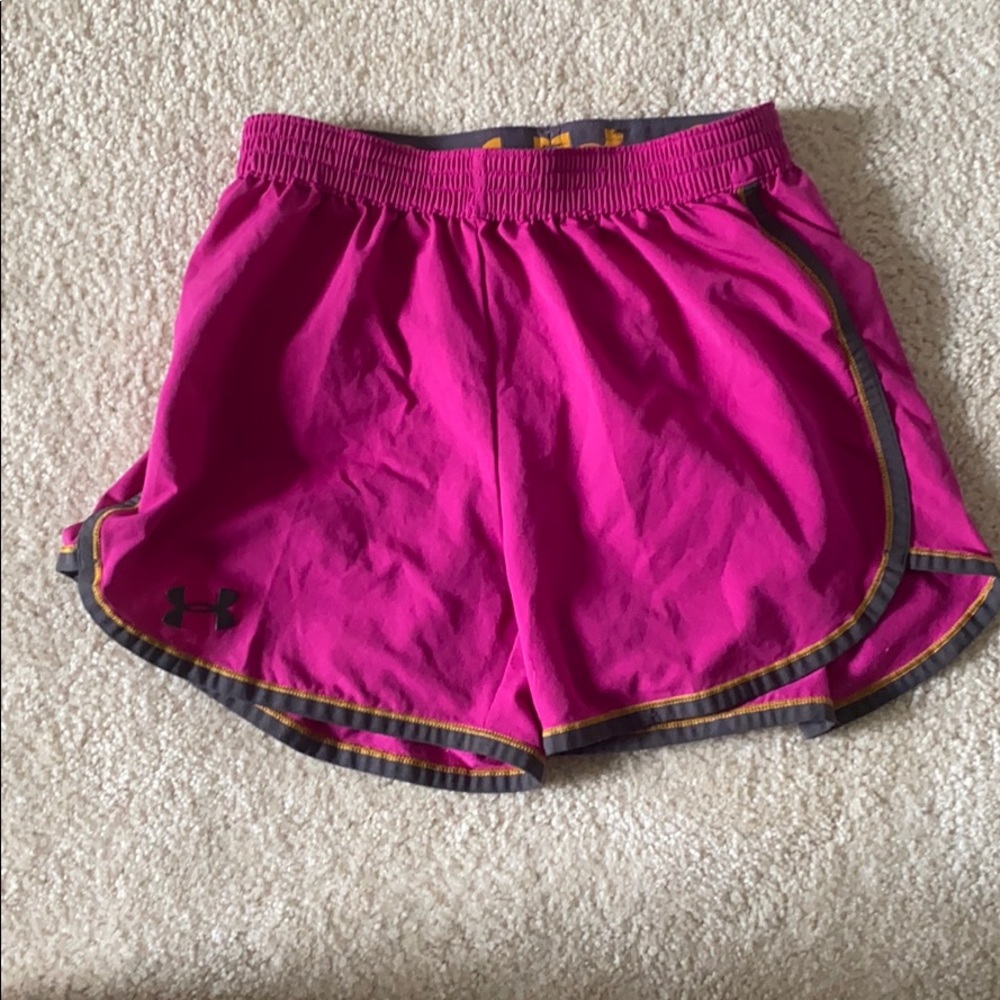 Pretty Under Armour athletic shorts 🏃‍♀️